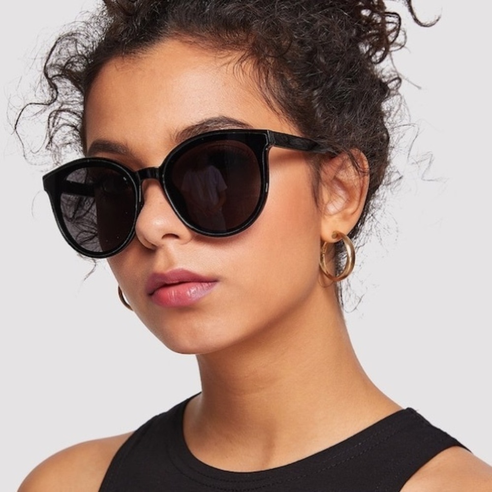 Black Oversized Sunglasses